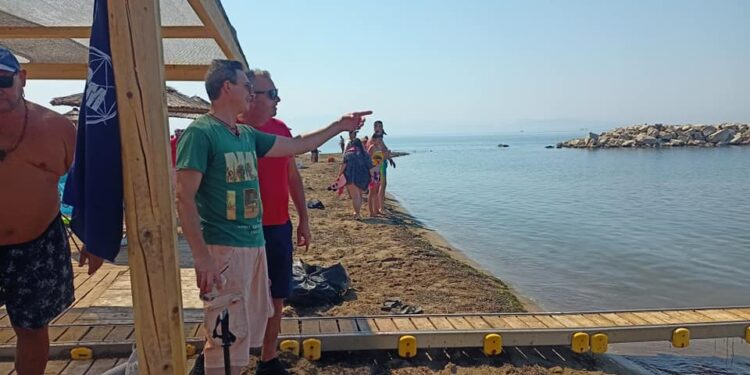 Μεσολόγγι: Συναγερμός για αγνοούμενο λουόμενο στην παραλία Τουρλίδας