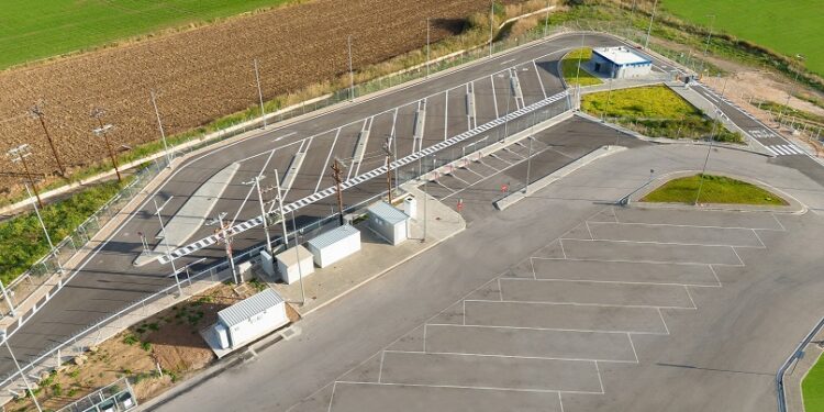 Νέα Οδός: 55 ασφαλείς και προστατευόμενες θέσεις στάθμευσης βαρέων οχημάτων