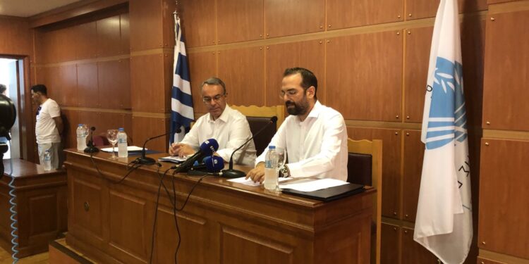 Έπεσαν οι υπογραφές για το έργο: “Eγγειοβελτιωτικά έργα Αμβρακίας – Αμφιλοχίας και Βάλτου Α’ Φάση Ν. ”