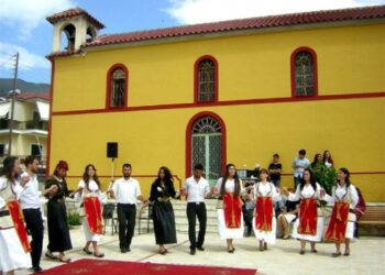 2ο φεστιβάλ παραδοσιακών χορών 1η Αυγούστου στην Κανδήλα