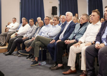 Μητσοτάκης από Λευκάδα: Σκοπός μας να μετατρέψουμε την Ελλάδα σε ένα απέραντο εργοτάξιο