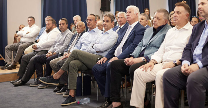 Μητσοτάκης από Λευκάδα: Σκοπός μας να μετατρέψουμε την Ελλάδα σε ένα απέραντο εργοτάξιο