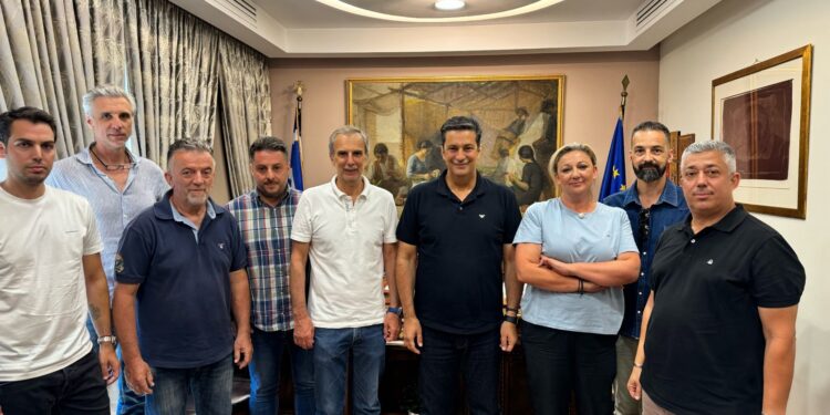 Συνάντηση με τον Δήμαρχο Αγρινίου είχε το Δ.Σ του Συλλόγου Εμπόρων και Επιχειρηματιών