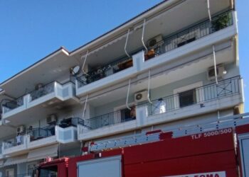 Μεσολόγγι: Άρπαξε φωτιά σε διαμέρισμα 