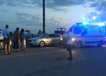 Βγήκε από την θάλασσα και κατέρρευσε – Στο Νοσοκομείο Μεσολογγίου λουόμενος