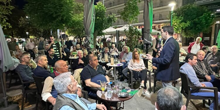 Σε Αγρίνιο και Ναύπακτο, ο Μιχάλης Κατρίνης : «Κάποιοι  θέλουν να είναι χαμηλά ο πήχης, βολεύει ένα μικρό ΠΑΣΟΚ»