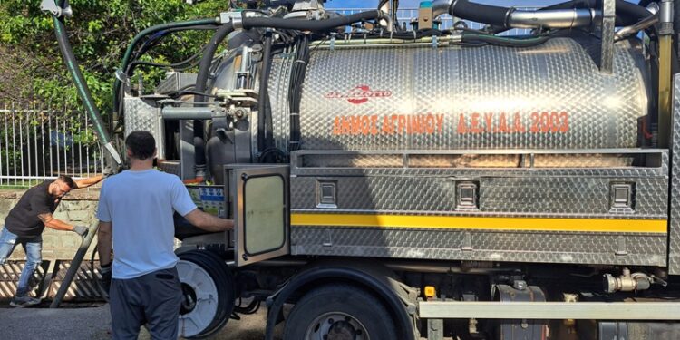 Σε εξέλιξη ο καθαρισμός των φρεατίων στον Δήμο Αγρινίου