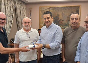 Συνάντηση Παπαναστασίου με μέλη του  Όμιλου Κυνοφίλων Αιτωλ/ίας για τον Πανελλήνιο αγώνα στο Κεράσοβο