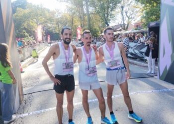 Συνέτριψε το ρεκόρ ο Αγρινιώτης Κώστας Σταμούλης-Δεύτερος ο αδερφός του στο Ioannina Lake Run