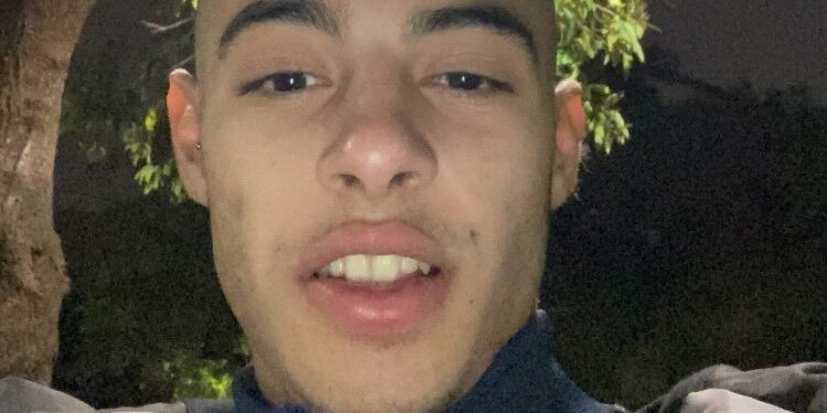 Σοκ στο Αγρίνιο για τον 19χρονο Κώστα Σαράκη που έχασε τη ζωή του σε τροχαίο