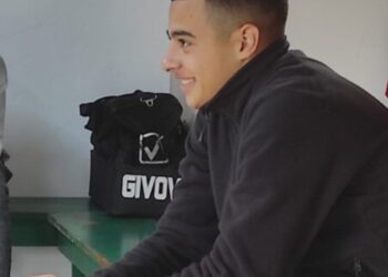 Ο ΑΟ Ελαιοφύτου για τον αδικοχαμένο Κώστα Σαράκη: Θα σε θυμόμαστε πάντα με αυτό το χαμόγελο-Δυστυχώς έφυγες πολύ νωρίς.