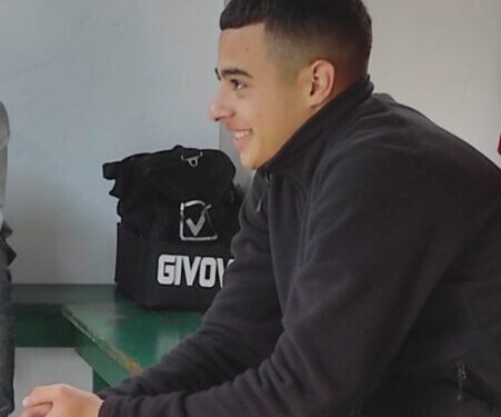 Ο ΑΟ Ελαιοφύτου για τον αδικοχαμένο Κώστα Σαράκη: Θα σε θυμόμαστε πάντα με αυτό το χαμόγελο-Δυστυχώς έφυγες πολύ νωρίς.