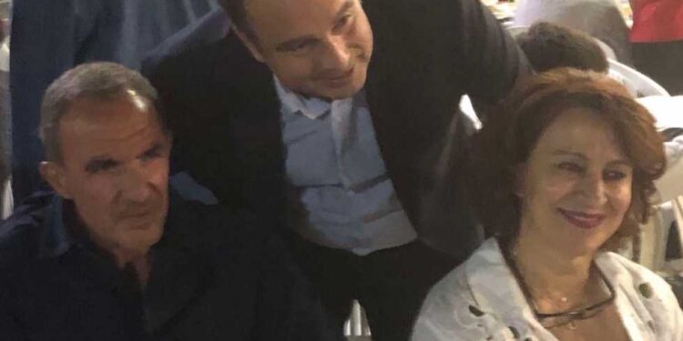 Ο Νίκος Αλιάγας στο Ευηνοχώρι στη γιορτή ελιάς