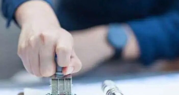 Τέλος Χαρτοσήμου μέχρι 30 Νοεμβρίου–Τι αλλάζει για πάνω από 600 συναλλαγές