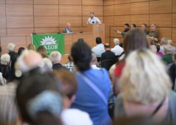 Νίκος Ανδρουλάκης από Ναύπακτο: «Το ΠΑΣΟΚ μπήκε στο κέντρο των πολιτικών εξελίξεων – Μαζί θα κερδίσουμε τη ΝΔ»