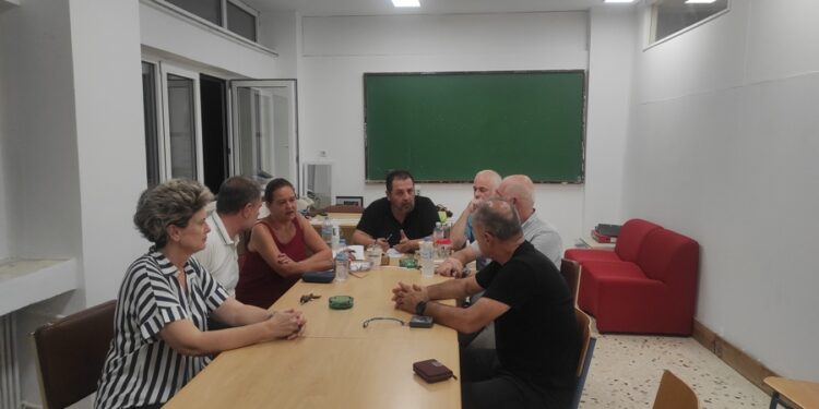 Οι συγχωνεύσεις τμημάτων στα σχολεία στο επίκεντρο της συνάντησης του ΚΚΕ με το ΔΣ της Β’ ΕΛΜΕ Αιτωλ/νίας