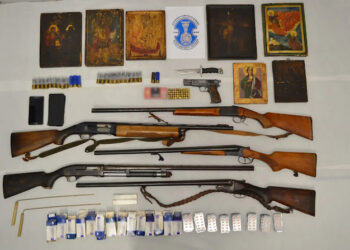 Η Αστυνομία απέτρεψε παράνομη αγοραπωλησία βυζαντινών εικόνων/ τρεις συλλήψεις