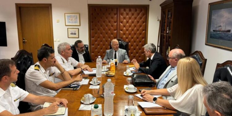 Ζητήματα του Λιμενικού Σώματος -Ελληνικής Ακτοφυλακής στο νομό Αιτωλ/νίας στη συνάντηση Κ.Καραγκούνη με τον Υφ. Ναυτιλίας