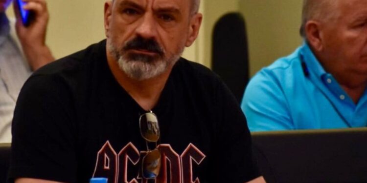 Λ.Σκουφής: Προχωρήσαμε σε αφαίρεση τραπεζοκαθισμάτων από καταστήματα στο Αγρίνιο που παρανομούν