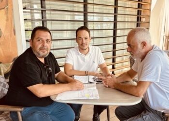 Συνάντηση Ζαμπάρα με προεδρείο Β’ ΕΛΜΕ για τις συγχωνεύσεις τμημάτων
