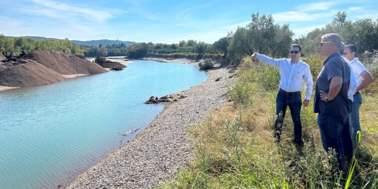 Εργασίες αντιπλημμυρικής θωράκισης στους ποταμούς Αχελώο και Εύηνο