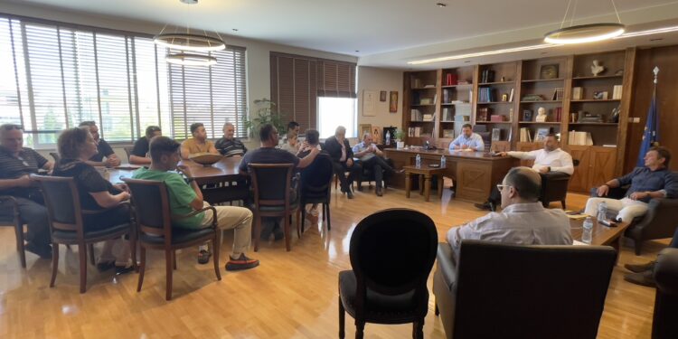 Σύσκεψη στην ΠΕ Αιτωλοακαρνανίας για τις αποκαταστάσεις κτηνοτρόφων