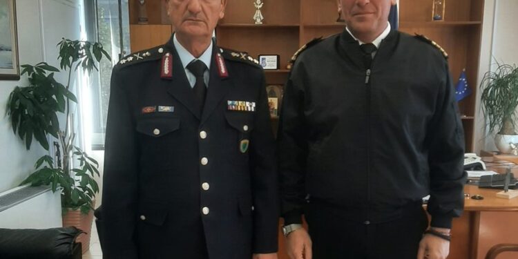 Εθιμοτυπική επίσκεψη του Αναπληρωτή Κεντρικού Λιμενάρχη Πατρών στη Γενική Περιφερειακή Αστυνομική Διεύθυνση Δυτικής Ελλάδας