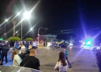 Αγρίνιο: Σοβαρό τροχαίο στον κόμβο Σταδίου- Νεαρός τραυματίας