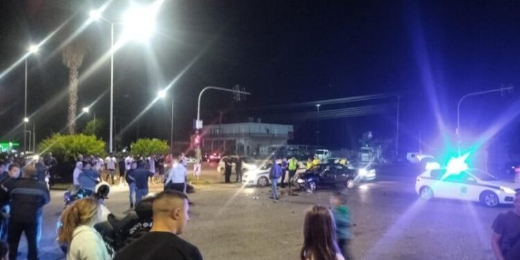 Αγρίνιο: Σοβαρό τροχαίο στον κόμβο Σταδίου- Νεαρός τραυματίας