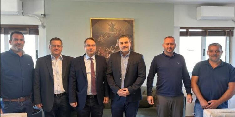 Συνάντηση Θανάση Παπαθανάση με τον Δήμαρχο Ι.Π. Μεσολογγίου