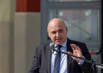 Ηχηρό «ΟΧΙ» του Δήμου Ναυπακτίας απέναντι στο σχεδιασμό για τα υπεράκτια αιολικά στον Πατραϊκό Κόλπο