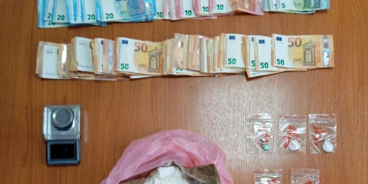 Βόνιτσα: Συνελήφθη άνδρας για διακίνηση ναρκωτικών