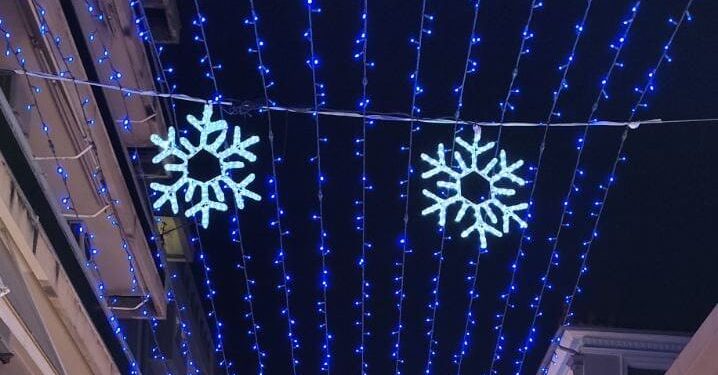 «Άρωμα» Χριστουγέννων στο Aγρίνιο