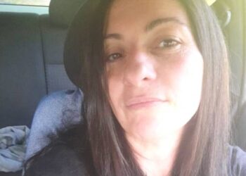 Αγρίνιο: «Παραδώσου, μην αυτοκτονήσεις» – Δραματική έκκληση από την αδερφή του 30χρονου