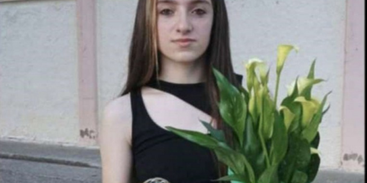 Μετά τον αδελφό της πέθανε και η 18χρονη Χαριτίνη που είχε τραυματιστεί στο τροχαίο στο Αγρίνιο