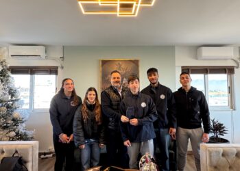 Απένειμε τιμητική πλακέτα στον Δήμαρχο Μεσολογγίου ο Ναυτικός Όμιλος