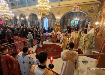 Καινούργιο, Ναός Αγίου Νικολάου, Θεία Λειτουργία