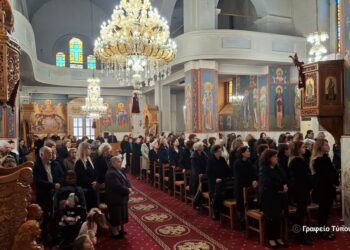 Παναιτώλιο, Ναός Αγίας Τριάδας, Αρχιερατική Θεία Λειτουργία