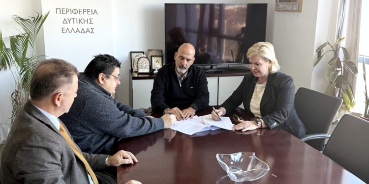 Υπογραφή πρωτοκόλλου συνεργασίας μεταξύ ΠΔΕ-ΠΟΜΑμεΑ – Περιφερειακή Διεύθυνση Εκπαίδευσης