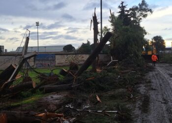 Σε εξέλιξη εργασίες αποκατάστασης των ζημιών από την Πυροσβεστική και το Δήμο Αγρινίου