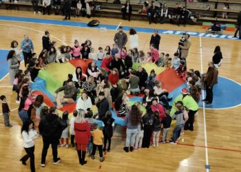 Αγρίνιο: Όμορφη χριστουγεννιάτικη γιορτή για τα παιδιά των αστυνομικών