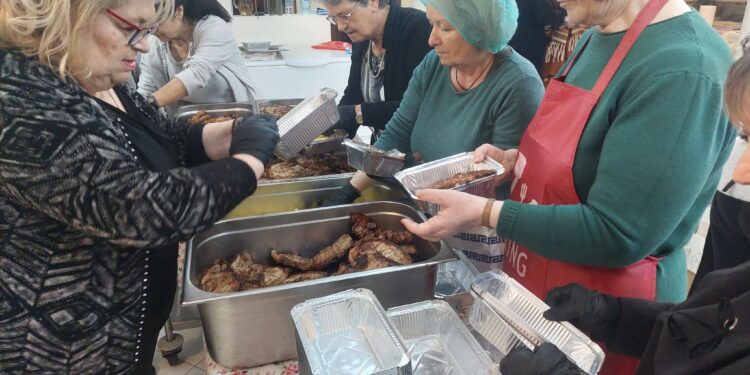 Αγρίνιο: Αποκούμπι απόρων τα συσσίτια τα Χριστούγεννα