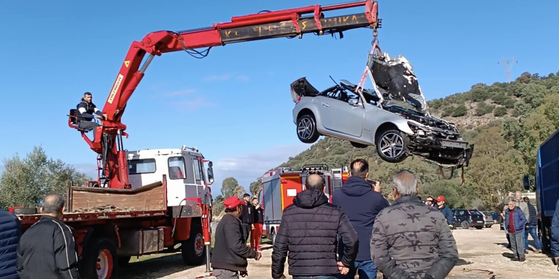 Τραγωδία στην Αμφιλοχία: Νεκρός ανασύρθηκε ο 27χρονος από τη θάλασσα