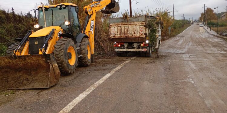Συνεργεία του Δήμου Αγρινίου στις πληγείσες περιοχές