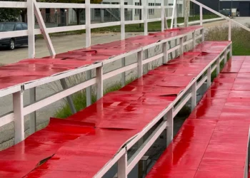 Αποστολάκης Άρης: Κατάντια στο γήπεδο του Μύτικα