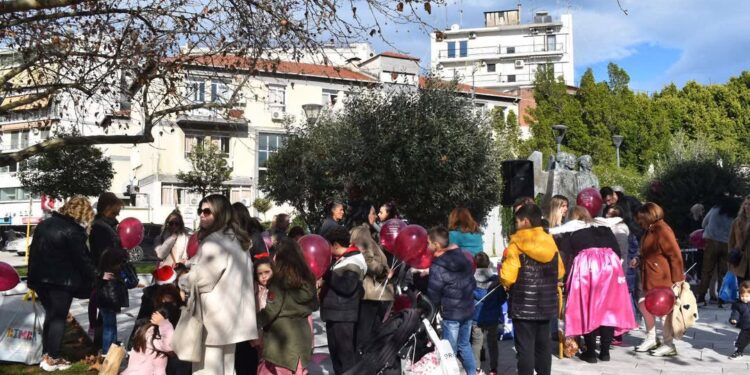 Αγρίνιο: οι «Γυναίκες εν δράσει» το διασκέδασαν στο Santa Party με μικρούς και μεγάλους φίλους