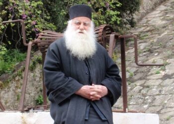 Αγρυπνία στην ΙΜ Αγίας Ελεούσης και Μνημόσυνο Αρχιμανδρίτου Ιεροθέου Σπανομήτσου