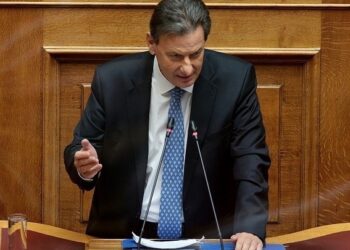 Σκυλακάκης: Προανήγγειλε ελέγχους στις πολεοδομίες για τυχόν υποθέσεις διαφθοράς – Ελεύθεροι οι 12 πρώτοι κατηγορούμενοι της Χαλκιδικής