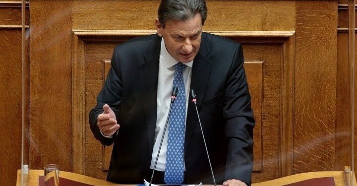 Σκυλακάκης: Προανήγγειλε ελέγχους στις πολεοδομίες για τυχόν υποθέσεις διαφθοράς – Ελεύθεροι οι 12 πρώτοι κατηγορούμενοι της Χαλκιδικής