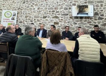 Σύσκεψη της Ομοσπονδίας Βιοτεχνικών και Εμπορικών με θέμα «Έργα απαραίτητα για την Ανάπτυξη του Δήμου Ναυπακτίας»